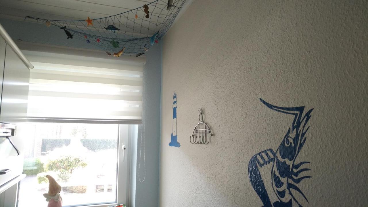 Haus Tertius - Strand- Und Hafennahe Ruhige Ferienwohnung บือซุม ภายนอก รูปภาพ