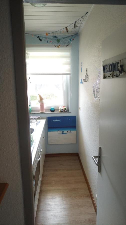 Haus Tertius - Strand- Und Hafennahe Ruhige Ferienwohnung บือซุม ภายนอก รูปภาพ